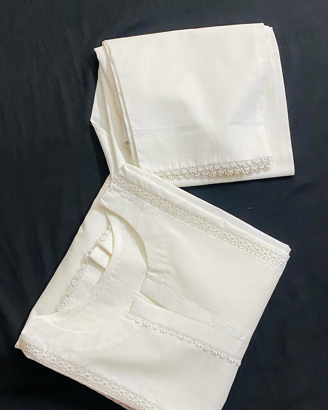 Sf 375 - White Lace Work  2 Pc Stitched Suit