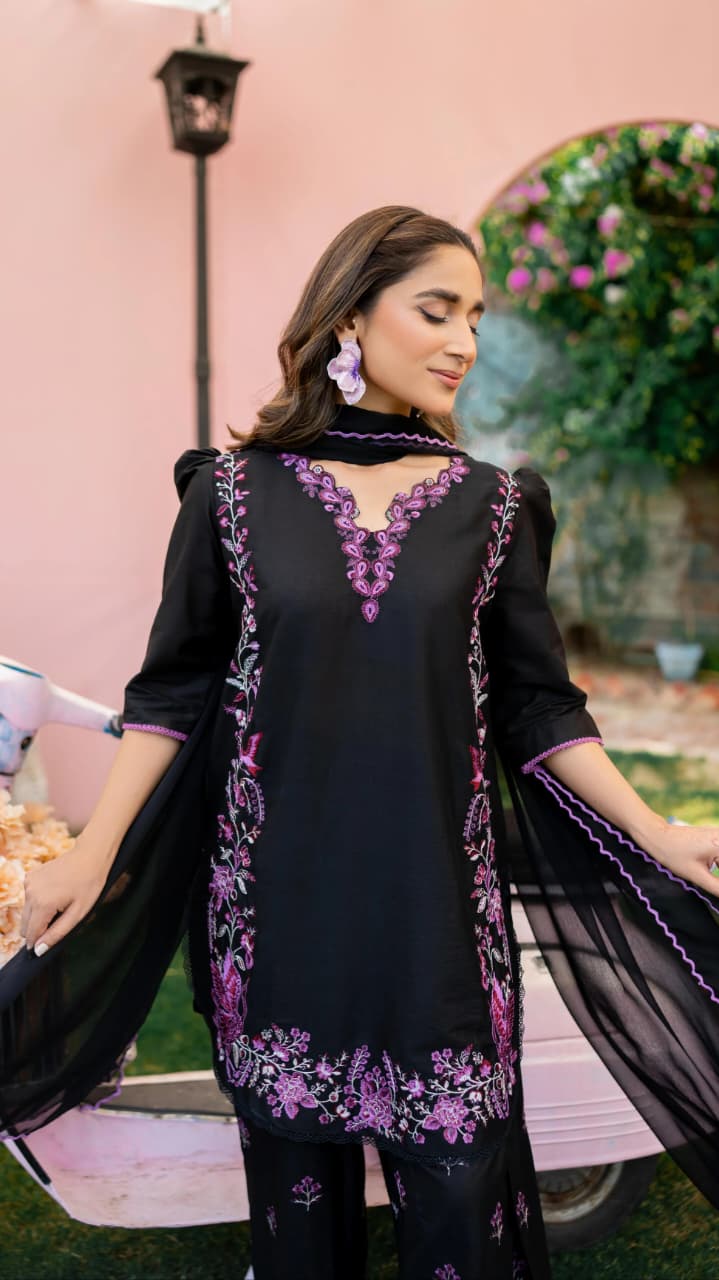 Lawn Embroidered 3Piece FF-409