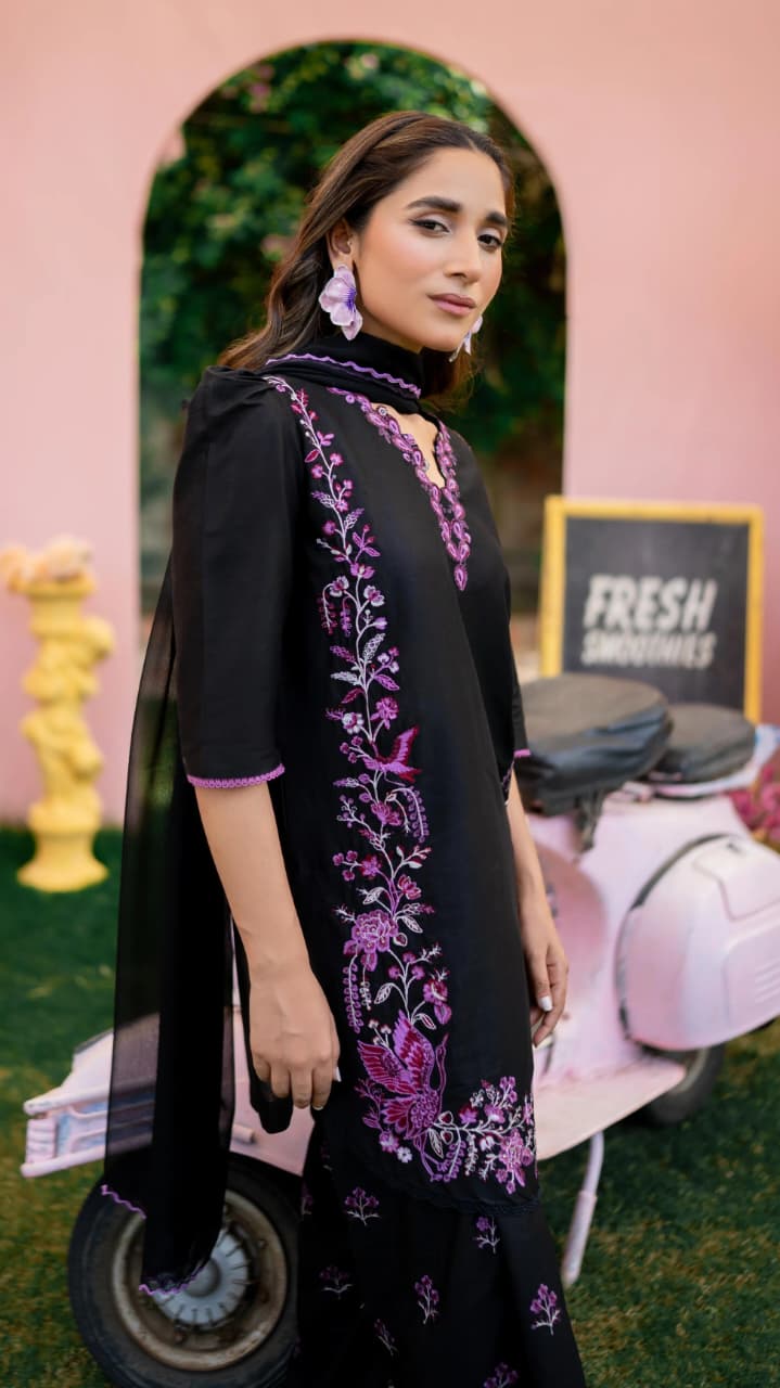 Lawn Embroidered 3Piece FF-409