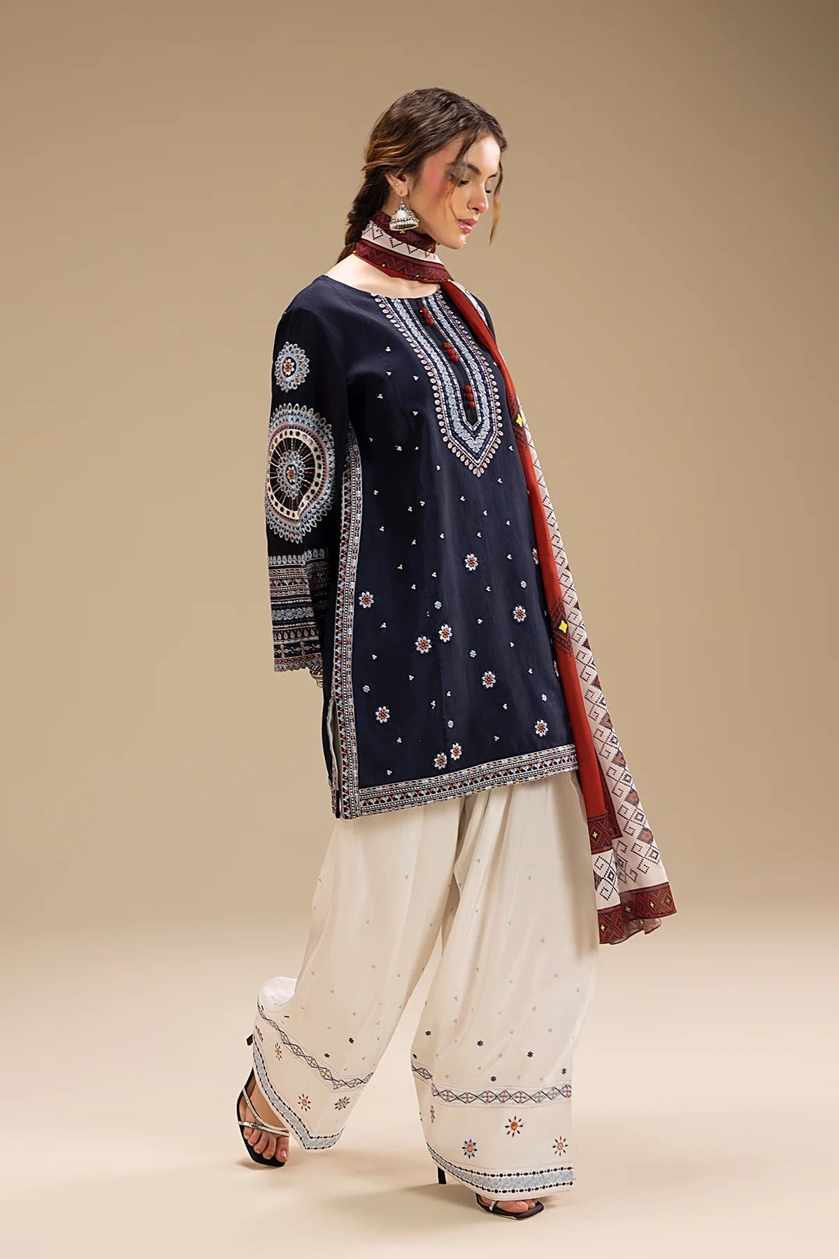 FF -  | Roha  3 Pc Stitched