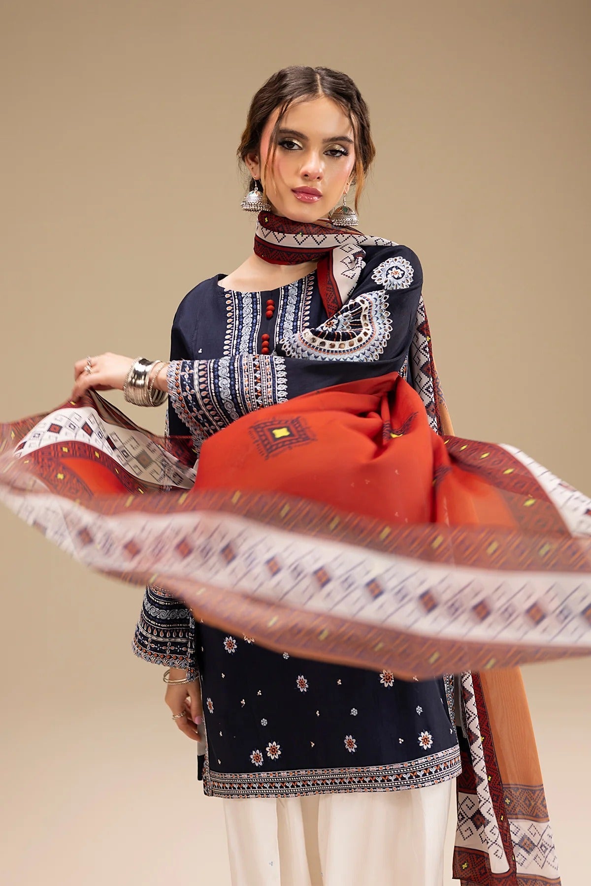 FF -  | Roha  3 Pc Stitched