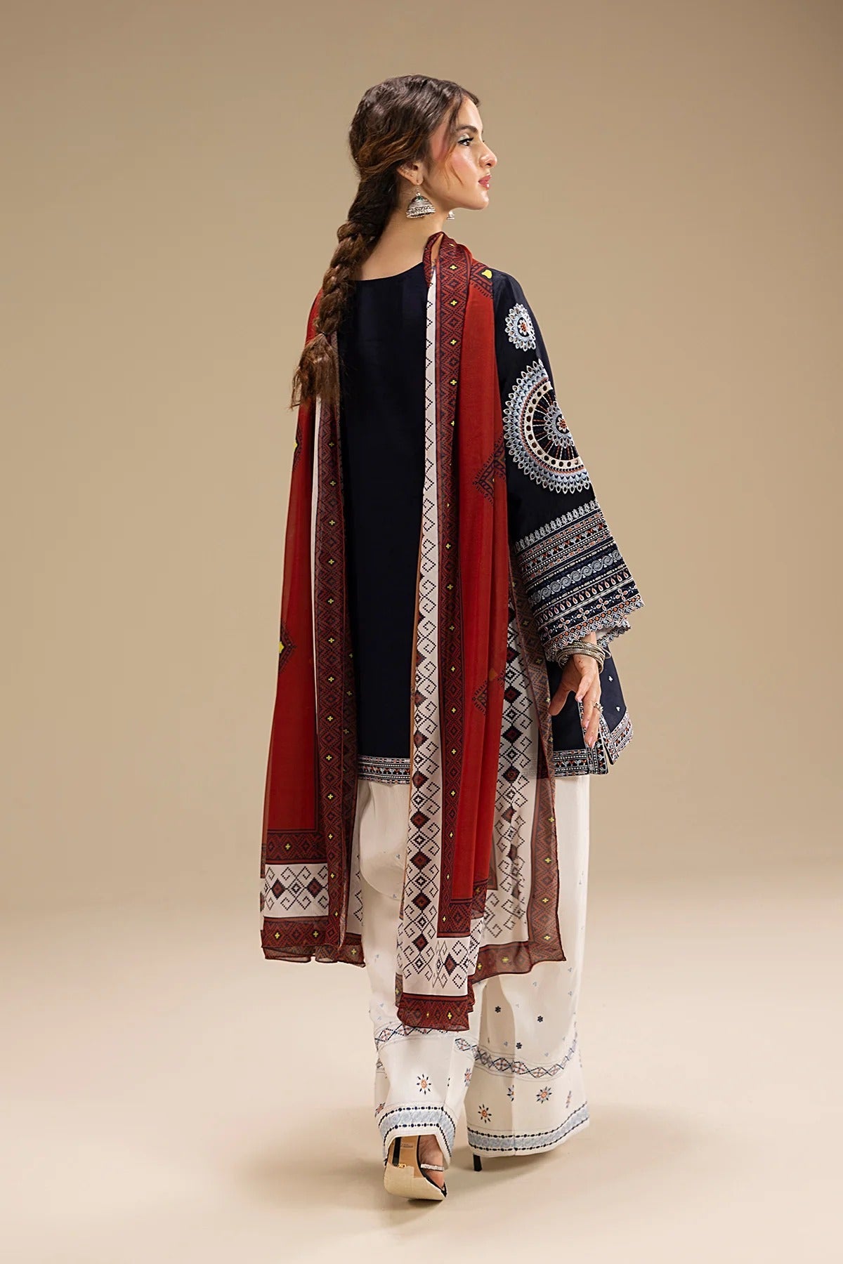 FF -  | Roha  3 Pc Stitched