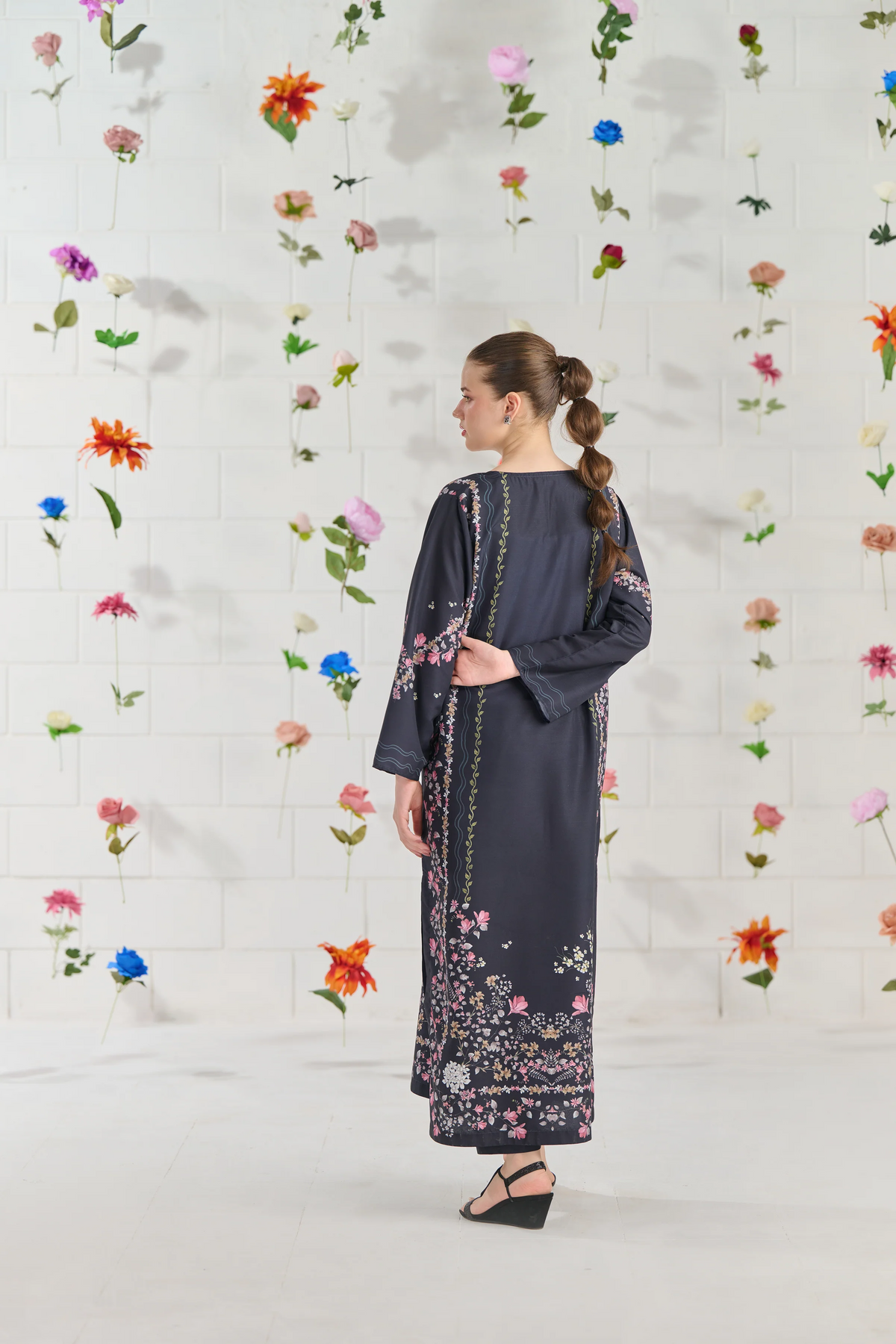 FF - 399  Orchid Premium Printed 3 Pc Stitched Suit