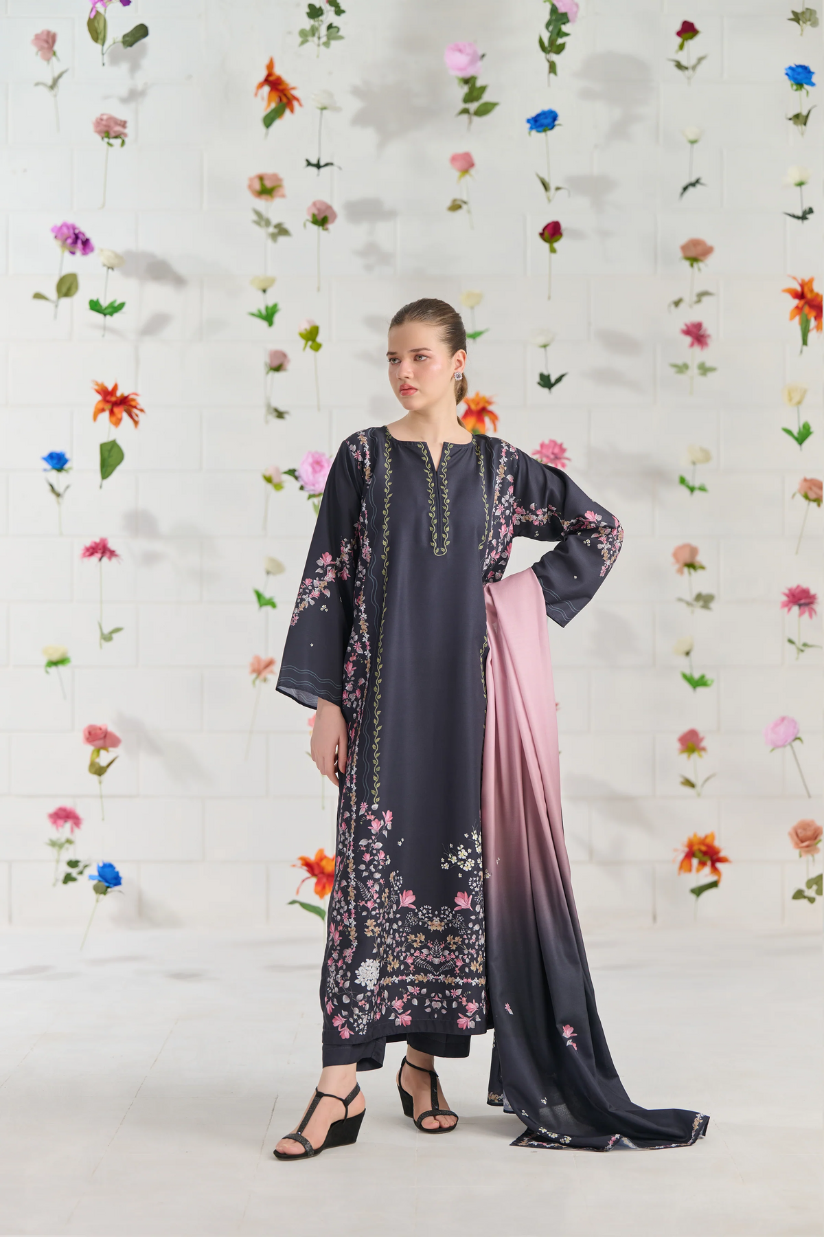 FF - 399  Orchid Premium Printed 3 Pc Stitched Suit